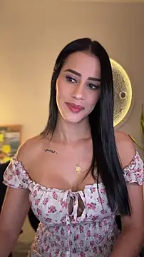 SarahhSmitth1 online show from May 15, 11:14 pm