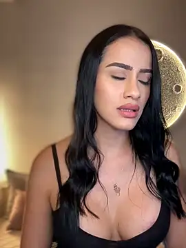 Snapshot of SarahhSmitth1 chatting on February 8, 12:41 am SarahhSmitth1 online show from February 8, 12:41 am