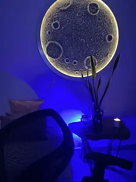 SarahhSmitth1 online show from September 8, 11:37 pm