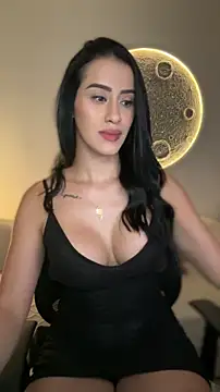 Snapshot of SarahhSmitth1 chatting on February 21, 10:23 pm SarahhSmitth1 online show from February 21, 10:23 pm