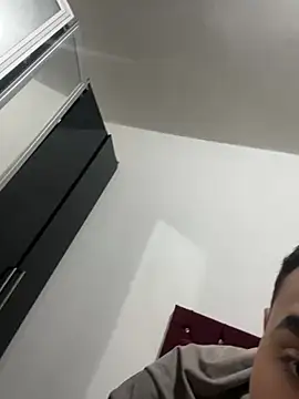 Gabriel 011ze online show from January 14, 11:47 am