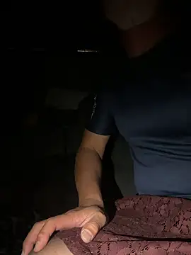 akirannn00 online show from December 3, 12:04 pm