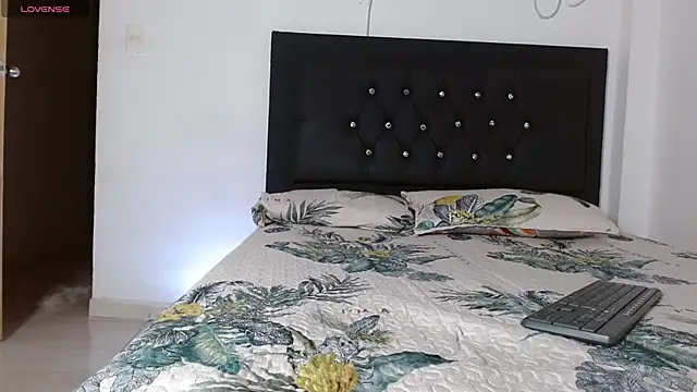 Adele Rush online show from September 18, 3:42 am