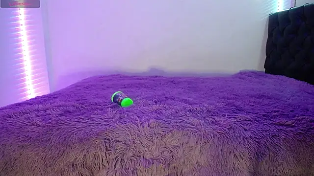 Laurenkenner  online show from October 21, 6:51 pm