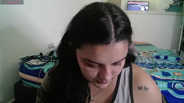 Snapshot of Laurenkenner_ chatting on July 17, 6:27 pm Laurenkenner online show from July 17, 6:27 pm