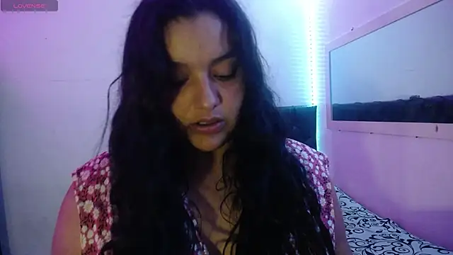 Snapshot of Laurenkenner_ chatting on September 23, 7:10 pm Laurenkenner online show from September 23, 7:10 pm