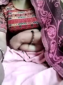 Snapshot of Cutkajal chatting on February 14, 8:42 am Cutkajal online show from February 14, 8:42 am