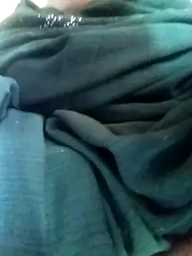 Snapshot of Cutkajal chatting on March 3, 7:35 am Cutkajal online show from March 3, 7:35 am