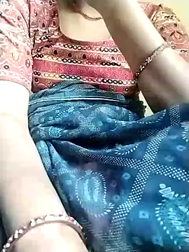 Snapshot of Cutkajal chatting on February 7, 8:01 am Cutkajal online show from February 7, 8:01 am