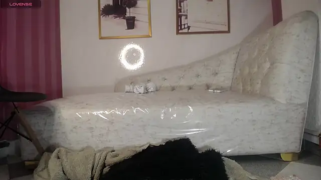 Snapshot of Tomoe_b chatting on January 29, 11:56 pm Tomoe b online show from January 29, 11:56 pm