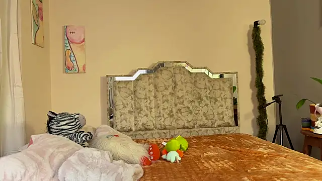 Tomoe b online show from March 25, 1:10 pm