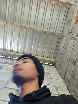 29YOURZ 28  online show from October 3, 7:32 am