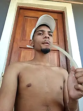 29YOURZ 28  online show from December 4, 8:35 am