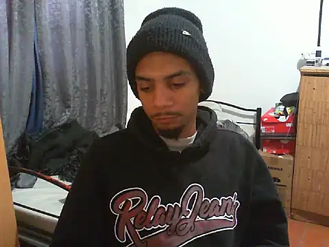 29YOURZ 28  online show from September 19, 6:50 am