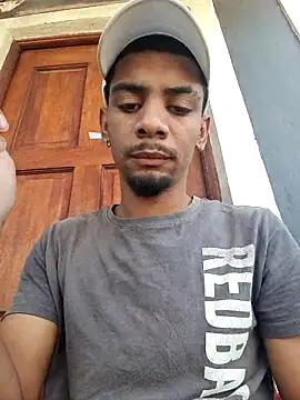 29YOURZ 28  online show from November 11, 10:10 am