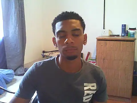 29YOURZ 28  online show from February 19, 12:11 pm