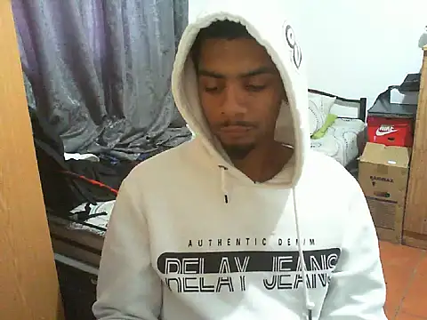 29YOURZ 28  online show from October 7, 8:59 am