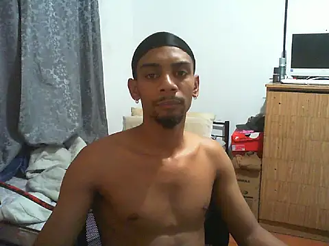 29YOURZ 28  online show from February 24, 7:37 pm