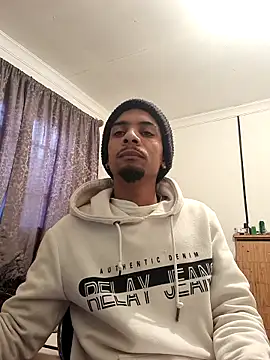 29YOURZ 28  online show from September 17, 8:27 am