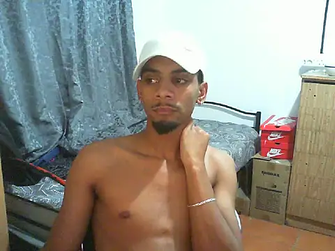 29YOURZ 28  online show from December 18, 8:01 pm