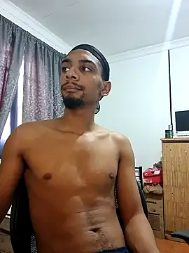 29YOURZ 28  online show from February 25, 8:36 am