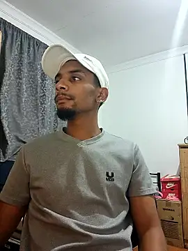 29YOURZ 28  online show from January 9, 7:21 pm