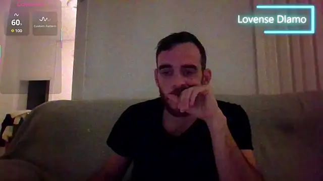  NakedChef  online show from November 22, 5:45 pm