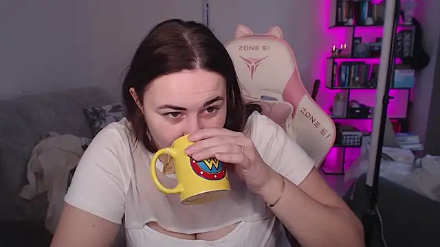 SexyWitch 666 online show from February 11, 6:46 am