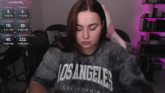 SexyWitch 666 online show from September 19, 7:34 am