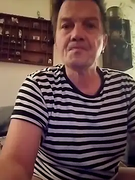 Snapshot of Bigpenis6y chatting on October 11, 1:17 am Bigpenis6y online show from October 11, 1:17 am