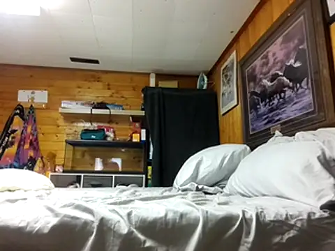 Ryan and Aurora online show from December 5, 2:32 am