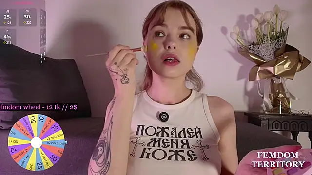 MisssLola online show from July 8, 3:34 pm