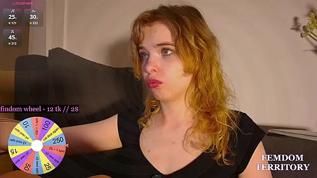 MisssLola online show from July 13, 5:45 pm