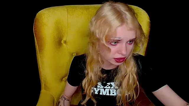 MisssLola online show from September 15, 2:28 pm