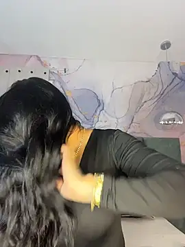 kiim taaylor online show from November 10, 10:31 am