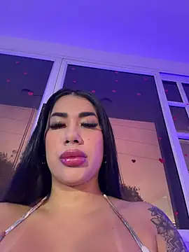 kiim taaylor online show from March 6, 12:00 pm
