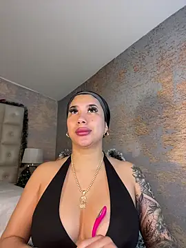 kiim taaylor online show from January 10, 11:49 am