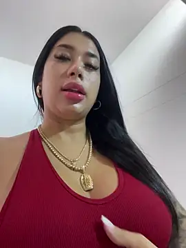 kiim taaylor online show from October 28, 3:00 pm