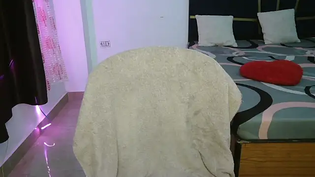 N-Natasha online show from May 13, 6:59 pm