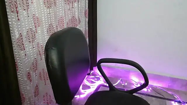 N-Natasha online show from March 11, 4:39 am