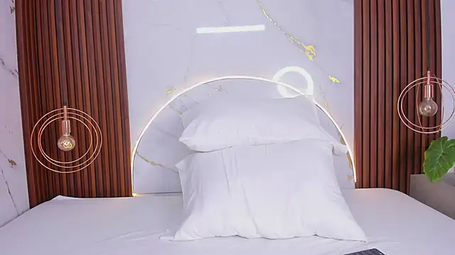 miamiller69 online show from February 21, 4:25 am