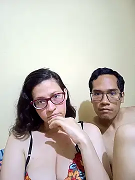 Snapshot of couple_orgasm chatting on October 24, 2:43 am couple orgasm online show from October 24, 2:43 am