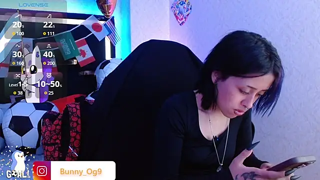 Snapshot of Bunny_O chatting on June 30, 11:49 pm Bunny O online show from June 30, 11:49 pm