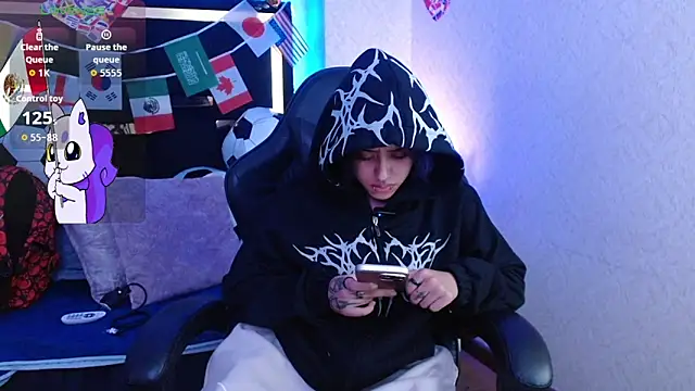 Snapshot of Bunny_O chatting on June 18, 12:53 am Bunny O online show from June 18, 12:53 am