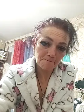 SweetLeila40 online show from January 10, 11:00 pm