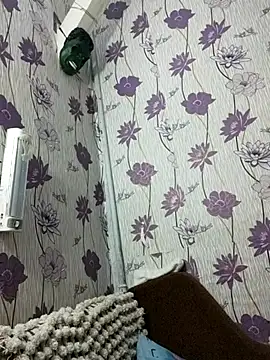 SweetLeila40 online show from February 24, 11:52 pm