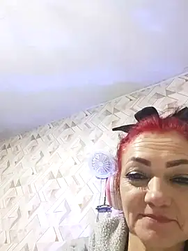 SweetLeila40 online show from April 17, 11:18 pm