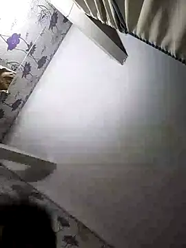 SweetLeila40 online show from February 12, 1:19 am