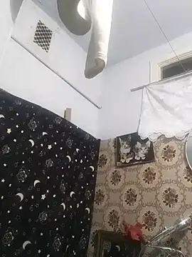 SweetLeila40 online show from February 19, 11:01 pm