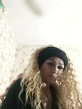 SweetLeila40 online show from January 14, 10:35 pm